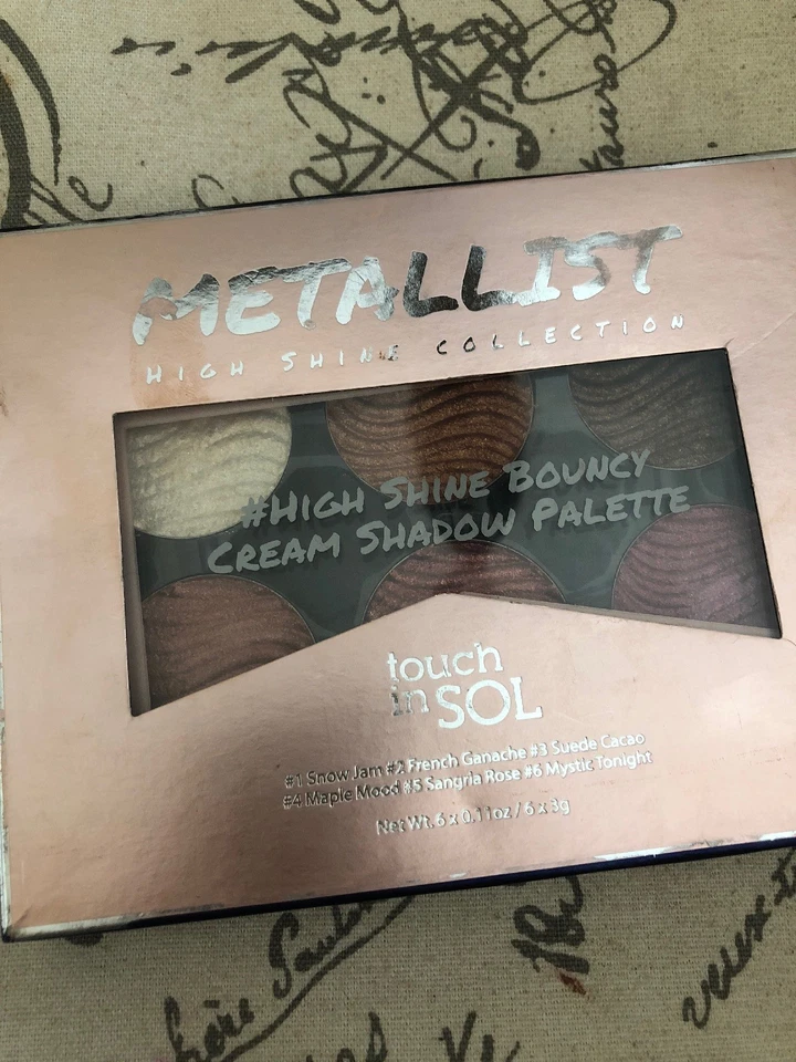 Paleta de sombras Metallist High Shine Bouncy Cream Touch in Sol Leer descripción  Foto 3 de 4