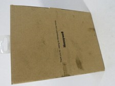 Honeywell CT-30A1005 Heat Only Non-Programmable Thermostat ! NEW !