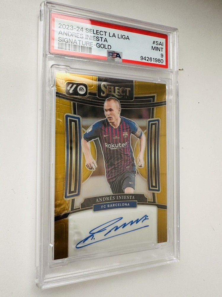 2023-24 Select La Liga Andres Iniesta Gold Prizm Autograph /3 PSA 9 Barcelona