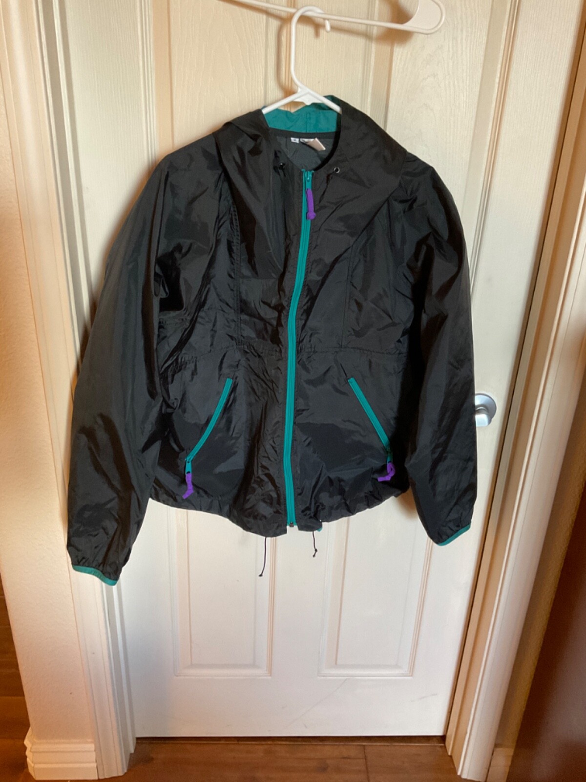 Waterproof Jacket Vintage Packable PREOWNED/USED sier… Gem