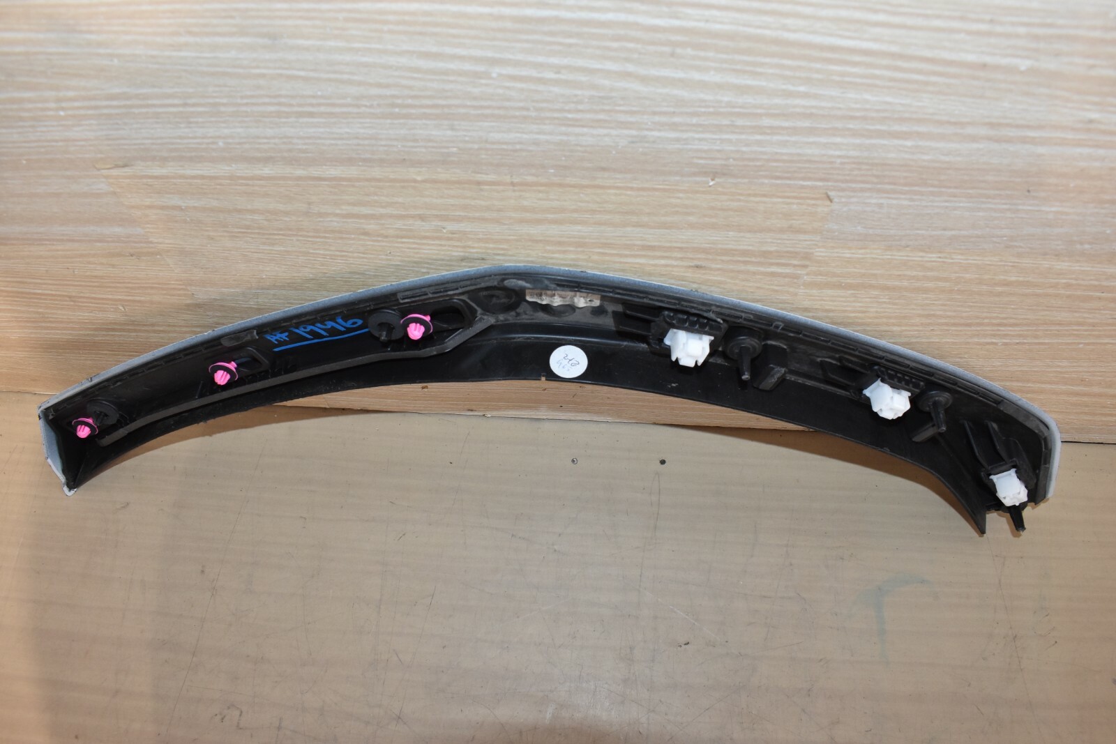 18-21 LAMBORGHINI URUS REAR QUARTER FENDER MOLDING TRIM GENUINE OEM RH RIGHT