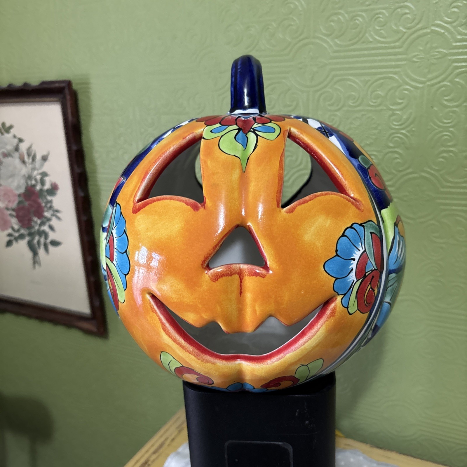 Hand-painted Mexican Talavera ceramic pumpkin jack-o-lantern, 9 inches