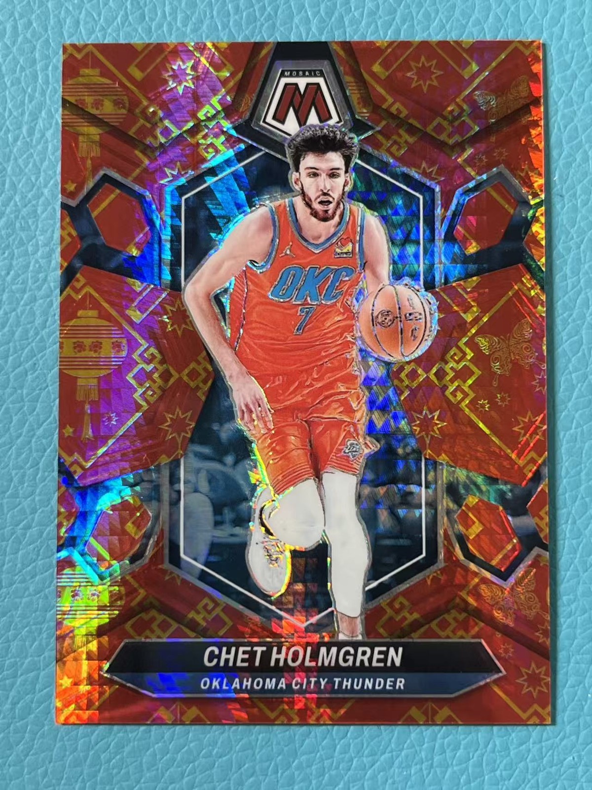 Chet Holmgren 2023-24 Panini Mosaic 2/8 Lucky Envelopes Hyper Thunder #30