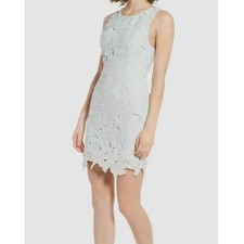 Astr The Label Womans White Textured Floral Body-Con Dress Size Large Feminine