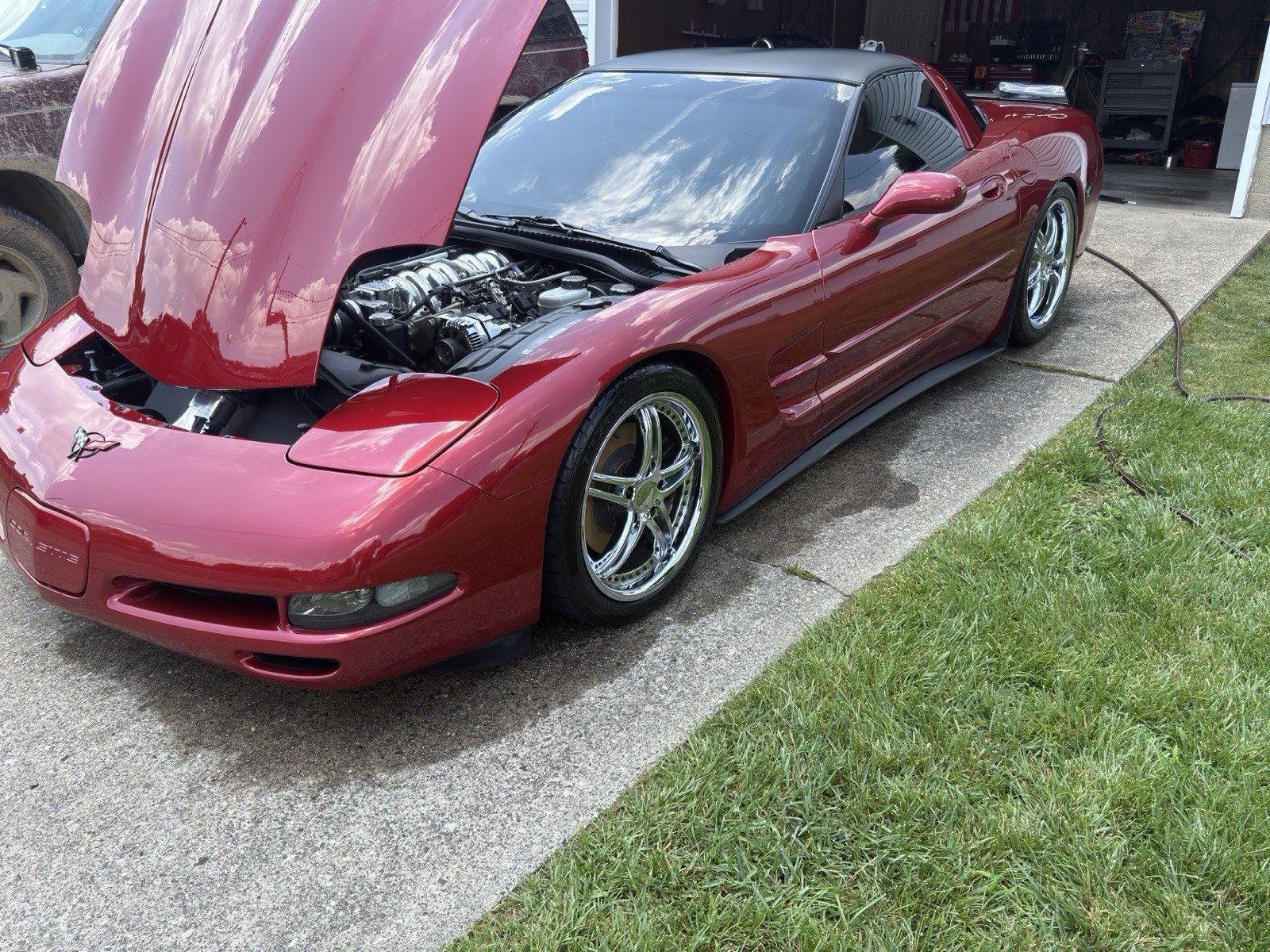 1999 Burgundy Chevrolet Corvette   | C5 Corvette Photo 4