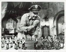 Press Photo Actor Dana Elcar as Colonel Cathcart in "Catch 22" - lrq04281