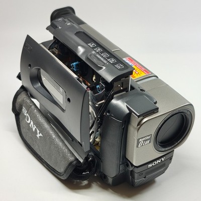 Sony Handycam CCD-TRV48E Video8 XR Camcorder 20x Zoom NightShot +