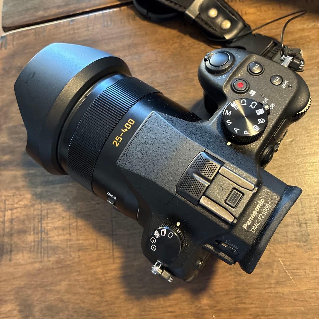 Panasonic LUMIX DMC-FZ1000 Digital Camera 20MP 16x Zoom Excellent