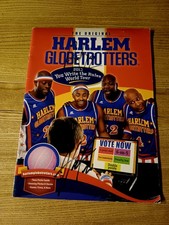 Das Original Harlem Globetrotters Programm mit einigen Autogrammen von 2013 Tour