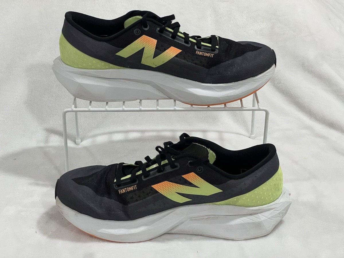 New Balance FuelCell Rebel V4 Men display picture 1