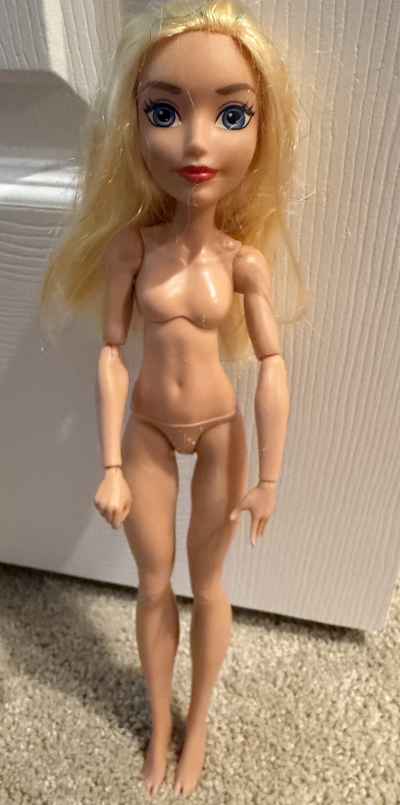 DC Super Hero Girls Deluxe 12&rdquo; Supergirl Articulated Doll 