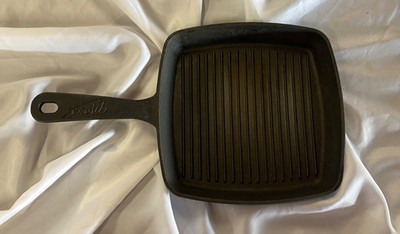 * Mason Craft & More Pre-Seasoned Cast Iron Square Grill Pan Griddle Raised Ridg