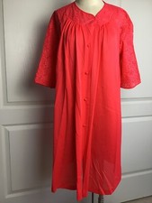 Vintage vanity fair orange red 3/4 sleeve button front Robe House Coat 34