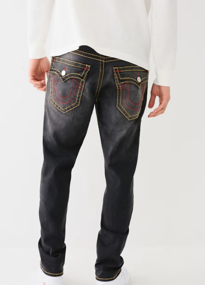 True Religion Geno BIG T Flap Relax Slim Jean Grey Humid True Religion Geno BIG T Flap Relax Slim Jean Grey Humid