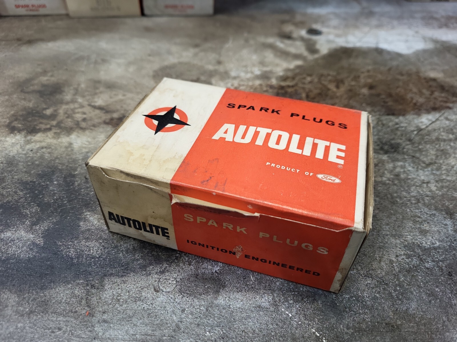 NOS Autolite / Ford BTF3 Spark Plugs - Box of 10