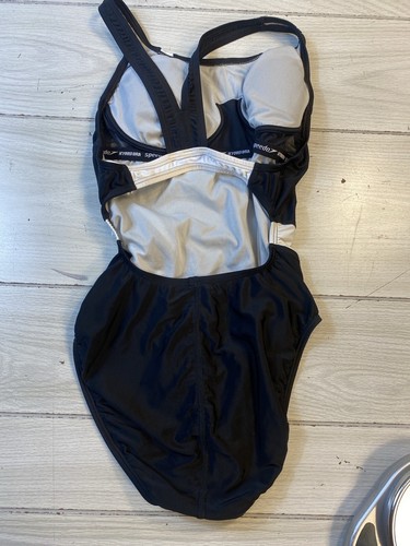 Speedo Women's Swimsuit Creora Highclo Quantum Splice Fusion Black Sz 12 - Picture 3 of 9