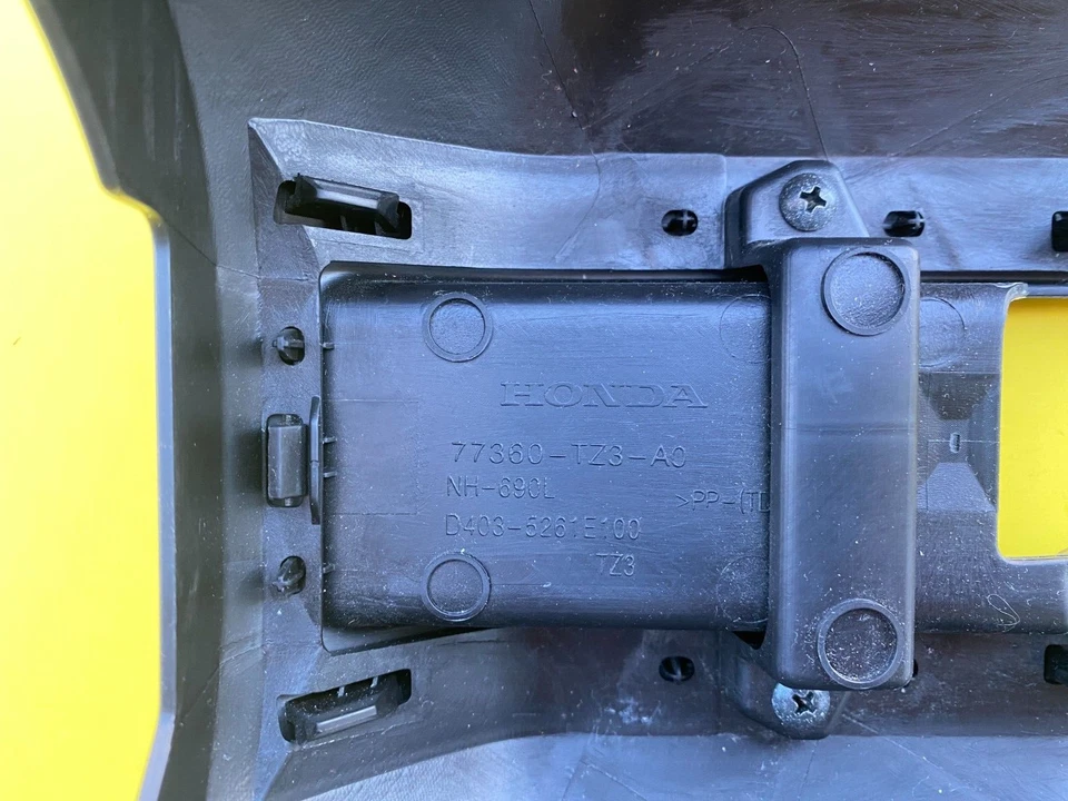 Cubierta de columna de dirección Acura TLX 2015-2020 cubierta inferior OEM 77360-TZ3-A0 Foto 4 de 4