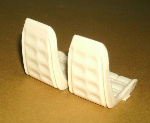 1/18 Scale Race Car Seats from Lamborghini Countach Model - Bburago Car Parts - Picture 2 of 4