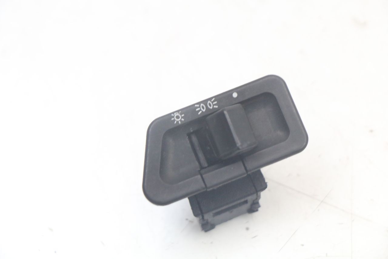 HEADLIGHT SWITCH - SYM FIDDLE 2 50 (2008 - 2013)