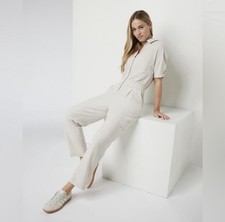 Vuori Women M Coastline Milkweed Jumpsuit Utility Quality Casual Comfort Zip