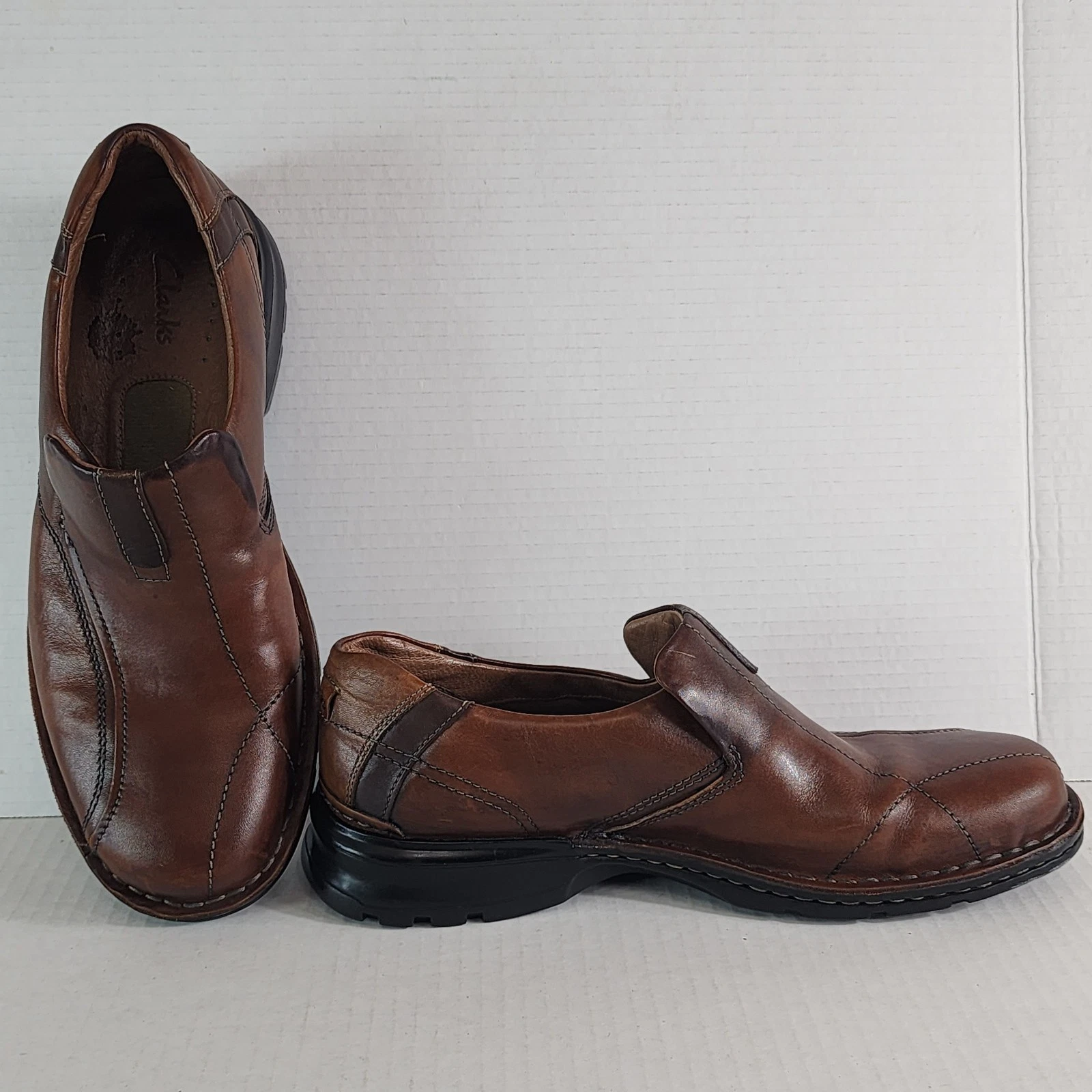 Mocassini Clarks Escalade uomo taglia 11M pelle marrone slip on casual comodi 70846