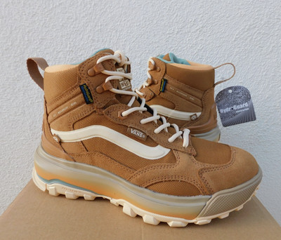 VANS BROWN/ BEIGE CRESTLINE MTE HYDRO GUARD WP HIKER BOOTS, WOMEN 7.5/ 38 ~NEW
