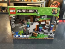LEGO Minecraft: The Zombie Cave (21141)   