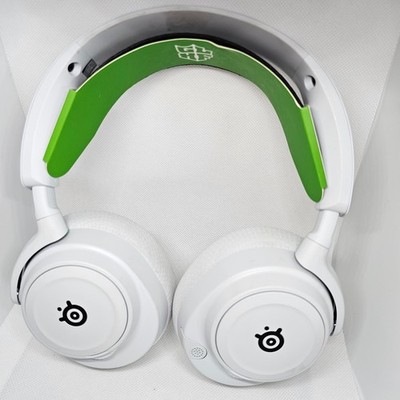 SteelSeries Arctis Nova 7X Wireless Gaming Headset (61567) - White