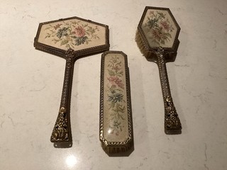 Vintage Ornate Vanity Set