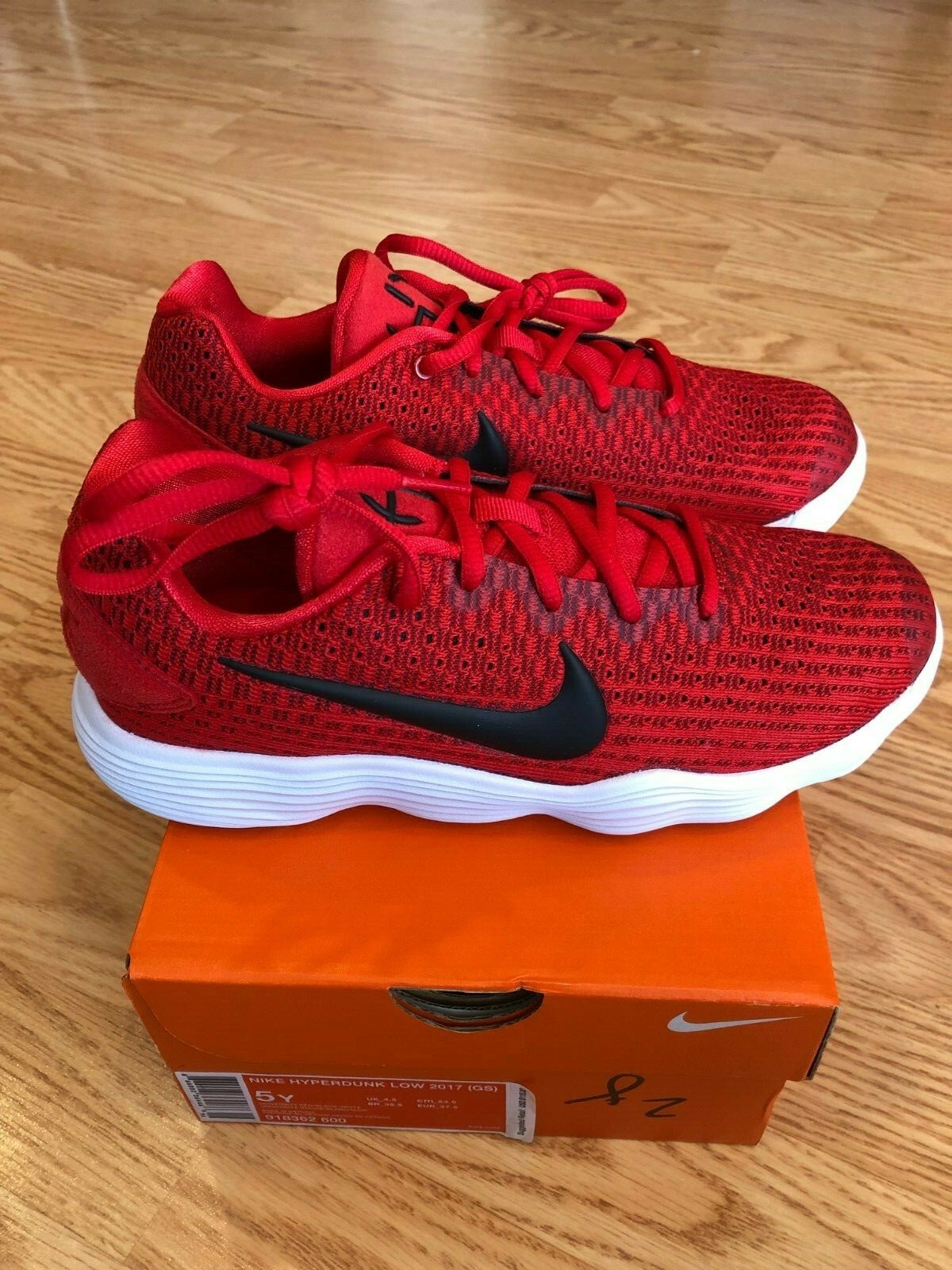 youth hyperdunk 2017