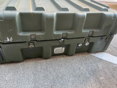 Pelican Hardigg US Military Weapons Transport Storage 12 Rifle