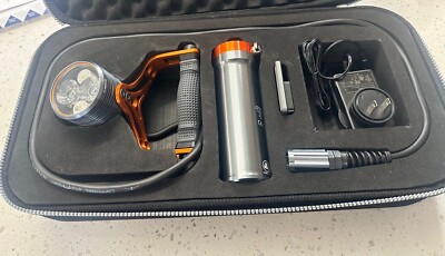 Apeks Luna-X Torch