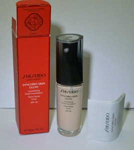 shiseido synchro skin glow golden 1