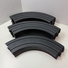  26 9  Curve Life-Like Racing Nascar Daytona HO Slot Car Track Lot