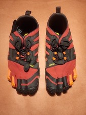 Vibram Fivefingers V-Trail 2.8 Pompeian Red/Black Womens 9-9.5 EU 41