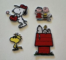 ( Set Of  4) PEANUTS SNOOPY- Embroidered Iron On Or Sew On Patch