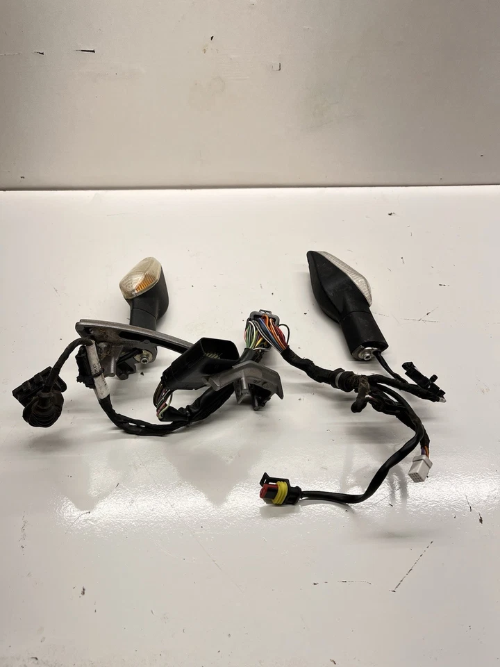 Ducati Streetfighter 848 2012 2013 2014 2015 front lh rh turn signal indicator - Image 3 of 4