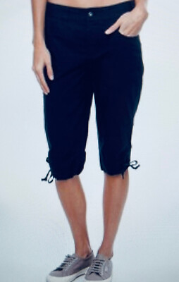 Helly Hansen Damen Shorts lang Bermuda Capri navy knielang Cargo 32 L NEU Hose