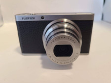  Near MINT Fujifilm XF1 Digital Camera Black Compact Point Shoot Retro JAPAN