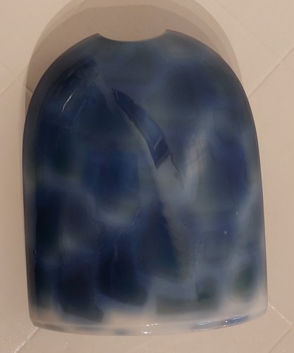 Kleine blaue Kunst Porzellan Vase gemarkt oval Höhe 16 cm - Bild 8 von 11