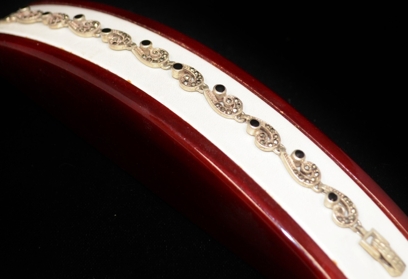 Sterling Silver Pretty Dark Stone Patterned Brace… - image 2