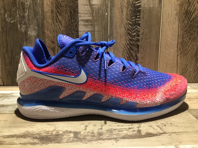 nike tennis shoes shapovalov