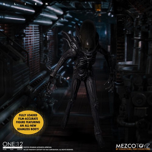 Alien One:12 Collective Action Figure 1979 Mezco Toyz - Picture 9 of 13