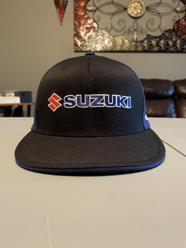 Suzuki FX Black/Blue S-M FlexFit Hat - Picture 5 of 8