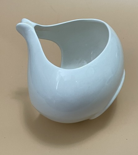 Eva Zeisel Gravy Boat - Hallcraft White by Hall China - Picture 13 of 16