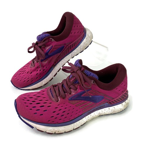 brooks maroon running shoes