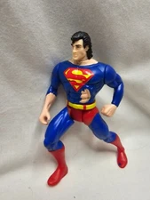 Superman Full Assault DC Action Figure 1995 5” detailed - No Cape