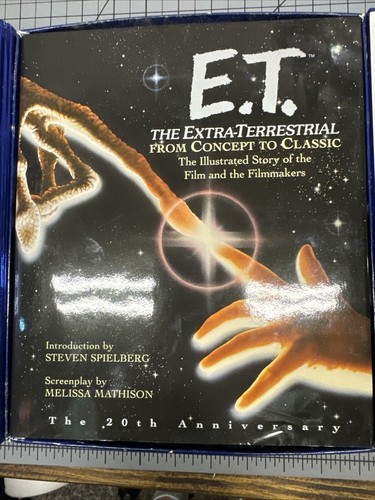 Vintage E.T. Extra Terrestrial Ultimate Gift DVD / CD Box Set - Picture 5 of 12