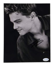 Leonardo DiCaprio Signed 8x10 Photo (AutographCOA)