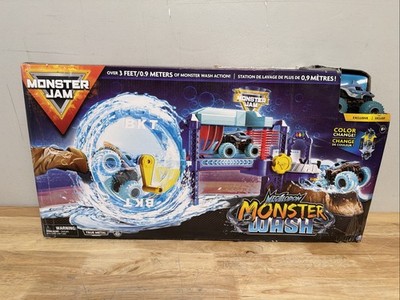 Monster Jam Megalodon Monster Wash w/ 1:64 Blue Color-Change Truck (damaged Box)
